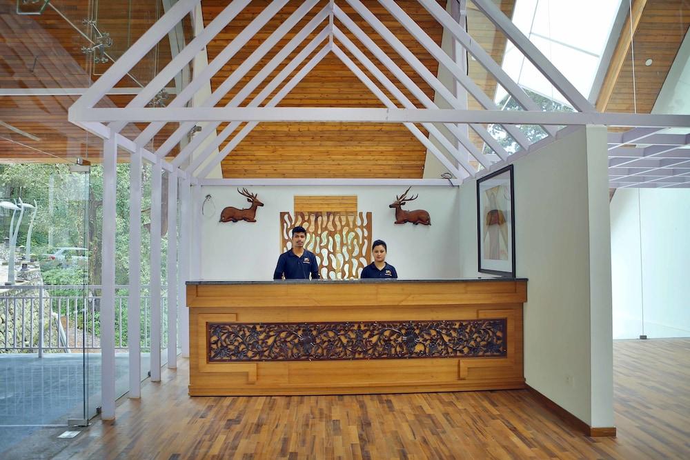 Elixir Hills Suites Resort And Spa Munnar Exterior photo