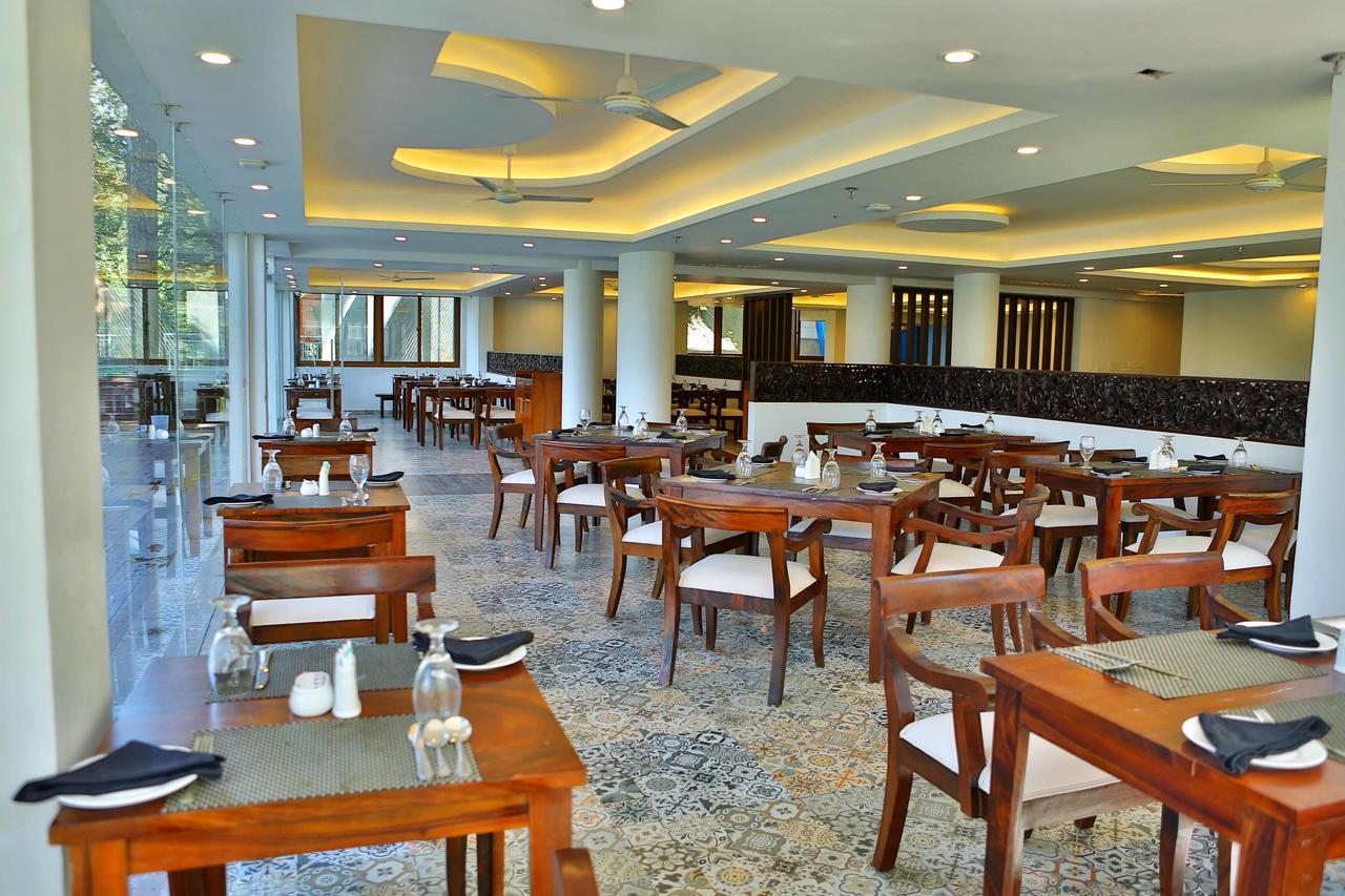 Elixir Hills Suites Resort And Spa Munnar Exterior photo
