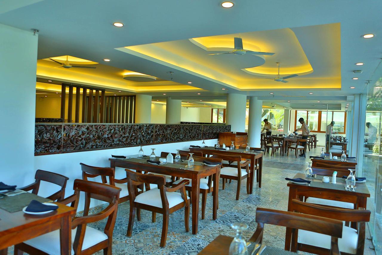 Elixir Hills Suites Resort And Spa Munnar Exterior photo